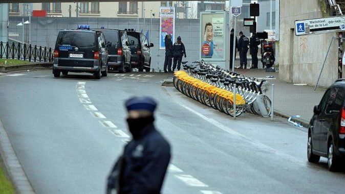 Brüksel&#039;deki terör saldırıları Avrupa&#039;yı alarma geçirdi
