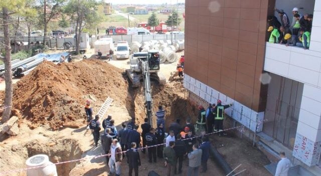 Denizli&#039;de hastane inşaatında göçük, 2 kişi hayatını kaybetti