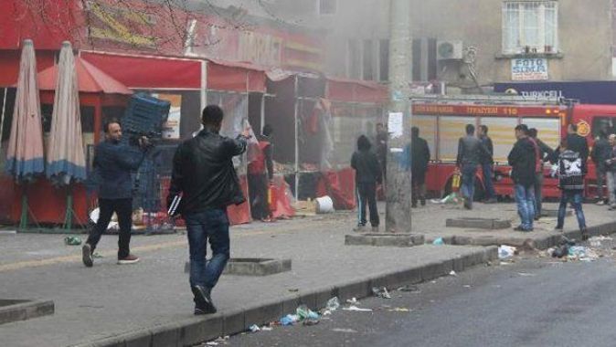 Diyarbakır Bağlar karıştı, 3&#039;ü polis 6 yaralı var