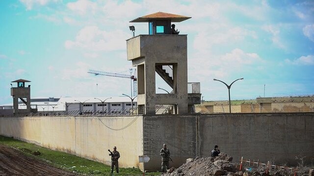 Diyarbakır&#039;da 6 mahkumun firarıyla ilgili 2 müfettiş görevlendirildi
