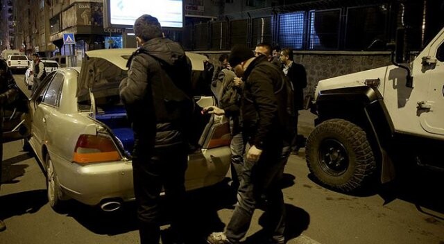 Diyarbakır&#039;da 750 polisle dev operasyon