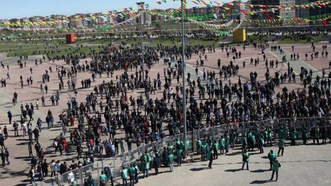 Diyarbakır&#039;da Nevruz kutlaması, 5 bin 205 polis orada