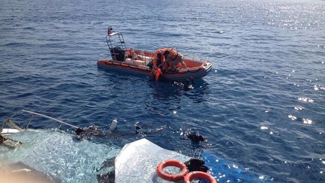 Ege Denizi&#039;nde 54 sığınmacı kurtarıldı