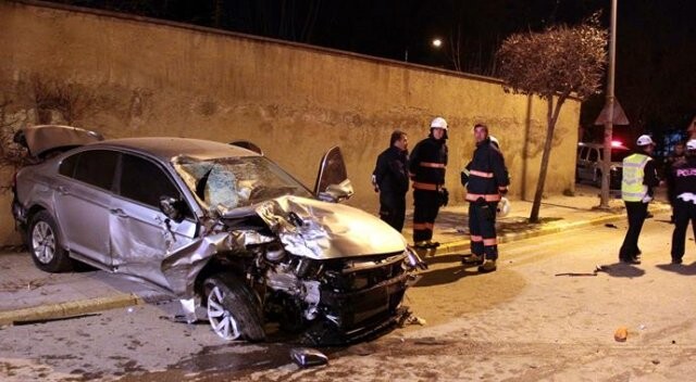 Elazığ&#039;da trafik kazası: 1 ölü, 2 yaralı