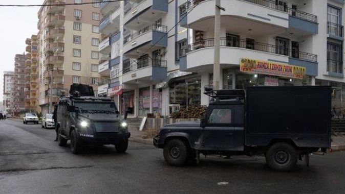 Hücre evinde çatışma çıktı: 1&#039;i ölü 2 PKK’ lı ele geçti