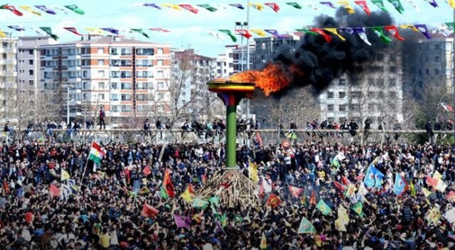 Nevruz&#039;daki skandal görüntülerin faturası kesildi! Diyarbakır&#039;da 8 gözaltı