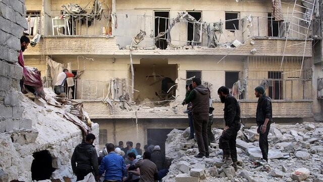 Rusya&#039;nın Suriye saldırılarında 443&#039;ü çocuk bin 984 sivil öldü