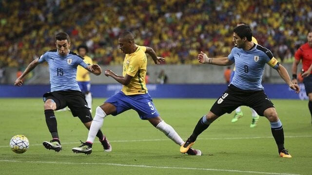 Suarezli Uruguay Brezilya ile yenişemedi