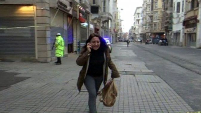 Taksim&#039;deki patlama sonrası şoka giren kadın!