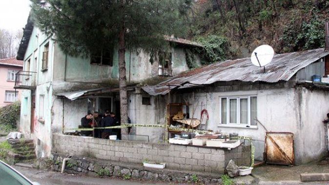 Zonguldak&#039;ta vahşet: 1 evde 3 ceset