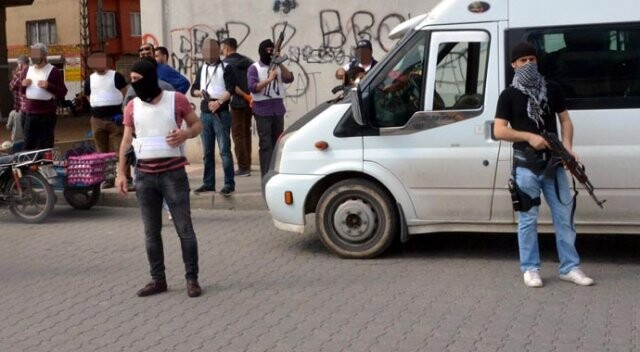 Adana&#039;da torbacılardan otomatik silah çıktı
