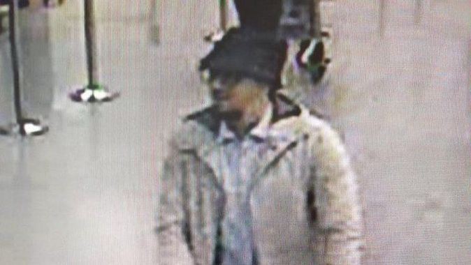 Brüksel&#039;de gözaltına alınan kişi &#039;şapkalı terörist&#039; olduğunu itiraf etti