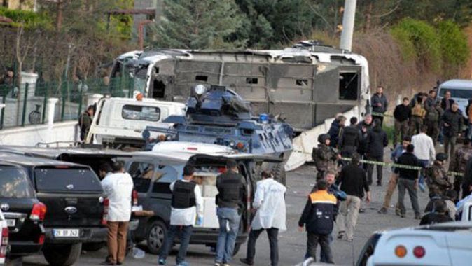 Diyarbakır&#039;ı kana bulayan teröristin eşkali belirlendi