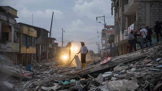 Ekvador&#039;daki depremde ölü sayısı 413&#039;e yükseldi