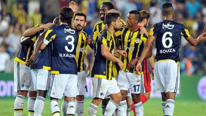 Fenerbahçe&#039;de flaş ayrılık kararı