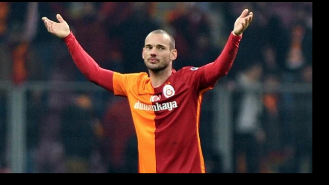 Galatasaray&#039;da Sneijder koşulara başladı