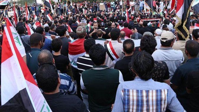 Irak&#039;ta hükümet karşıtı gösteriler
