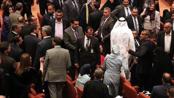 Irak&#039;ta siyasi gruplar teknokratlar hükümeti kurma konusunda anlaştı