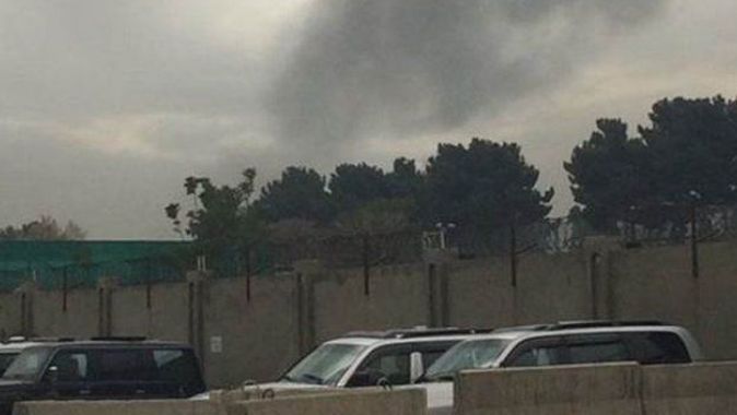 Kabil&#039;de Savunma Bakanlığı yakınlarında patlama!