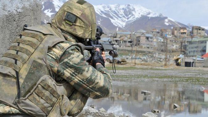 Kars’ta çatışma çıktı, 5 terörist öldürüldü