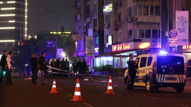 Mecidiyeköy&#039;de patlama: 2 yaralı