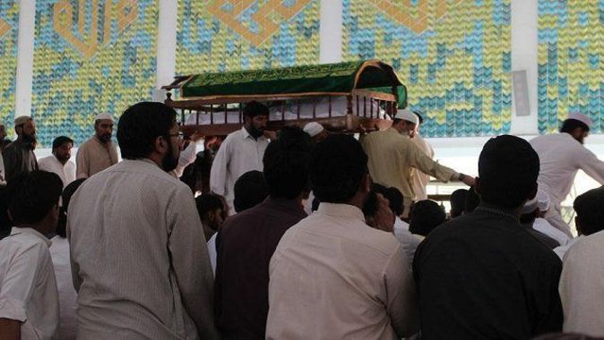 Pakistanlı alim Ensari vefat etti