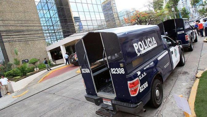 Panama&#039;daki Mossack Fonseca&#039;ya polis baskını