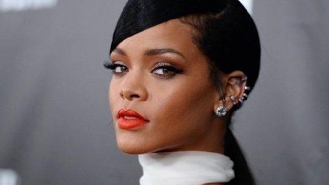 Rihanna&#039;nın belgeseli çekiliyor