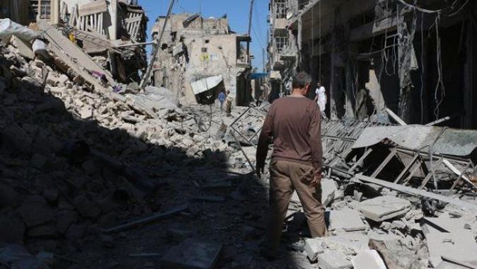 Rus jetleri Halep&#039;i vurdu: 10 ölü