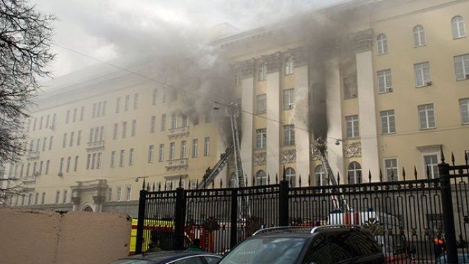 Rusya Savunma Bakanlığında yangın