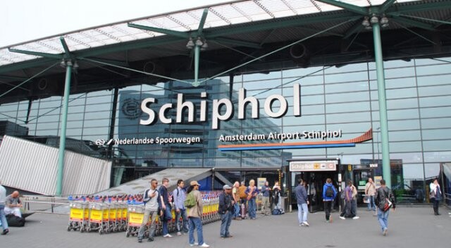 Schiphol Havalimanı&#039;nda canlı bomba alarmı