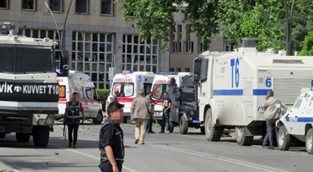 &#039;Gaziantep&#039;te daha büyük bir facia yaşanmasını şehit polis engelledi&#039;