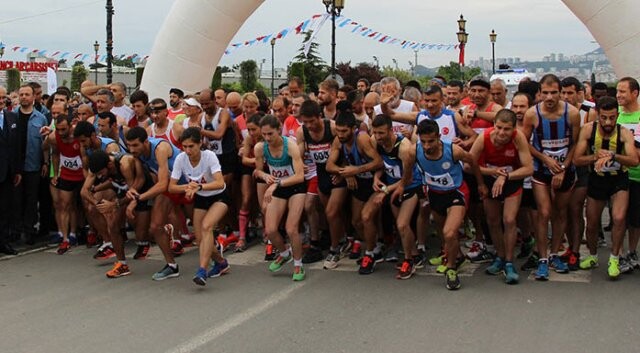 19 Mayıs Uluslararası Yarı Maratonu Samsun&#039;da yapıldı