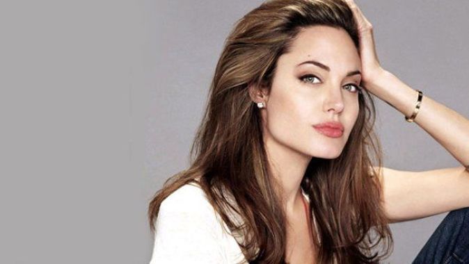 Angelina Jolie&#039;nin son görüntüsü sevenlerini kahretti