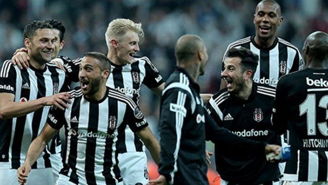Beşiktaş şampiyonluk için sahaya çıkıyor