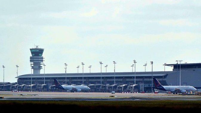 Brüksel Havalimanı giden yolcu terminali açıldı