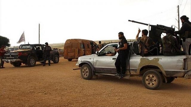 DAEŞ Bingazi&#039;deki militanlarını Sirte&#039;ye sevk ediyor