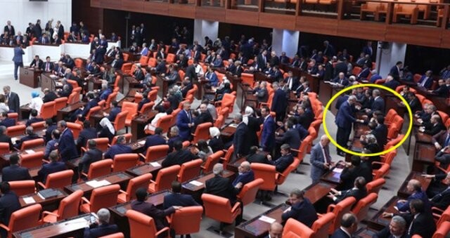 Davutoğlu Başbakanlık sonrası ilk kez Genel kurul&#039;da