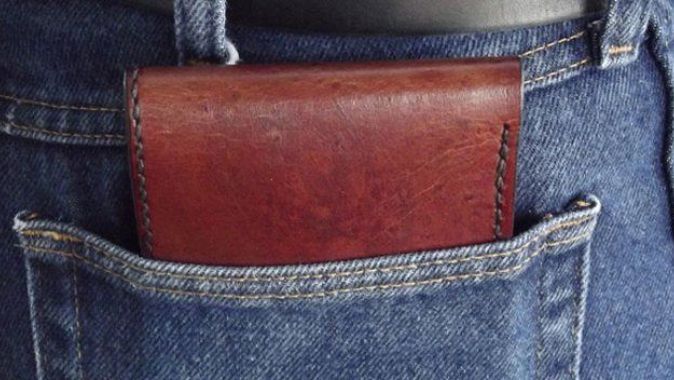 Doktorlardan uyarı: Arka cepte cüzdan taşımayın