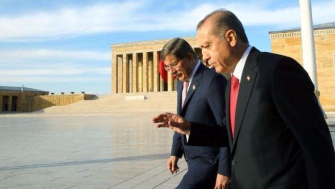 Erdoğan ve Davutoğlu Anıtkabir&#039;de