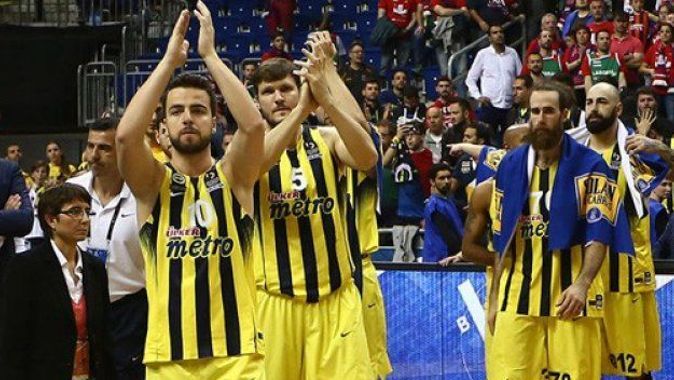 Fenerbahçe basketbolculara teşekkür etti