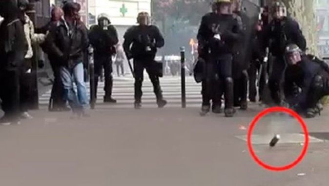 Fransız polisi gaz bombası görüntüsünü sildirdi