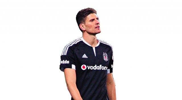 Gomez: Beşiktaş&#039;ta kalacağım