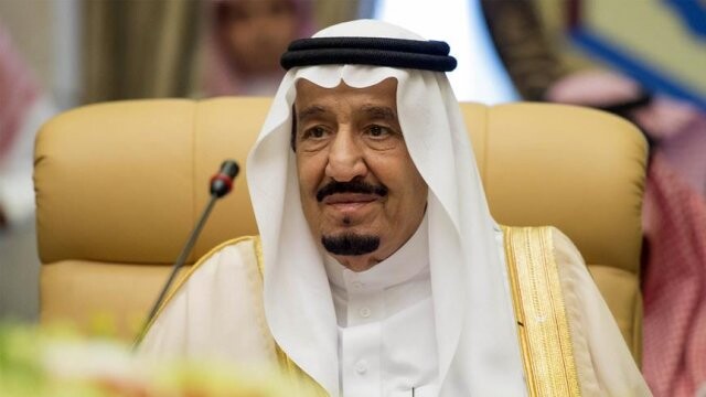 Kral Selman, Petrol Bakanı Ali en-Naimi&#039;yi görevden aldı