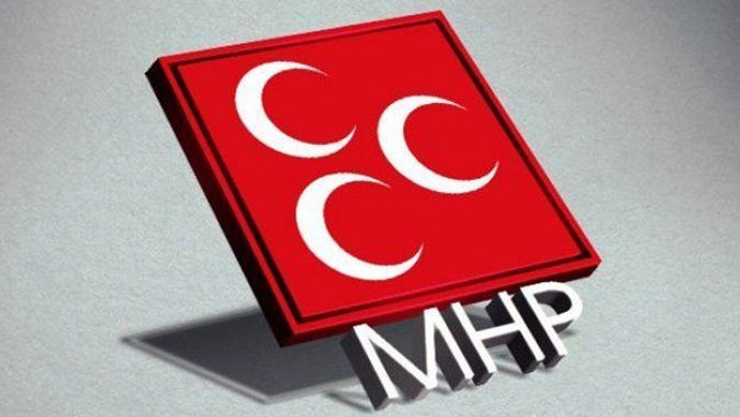 MHP&#039;de istifa depremi! Bursa İl Teşkilatı tezahüratla istifa etti