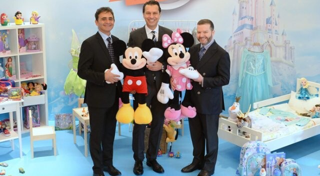 Mickey Mouse’u Türkiye’ye getirdi