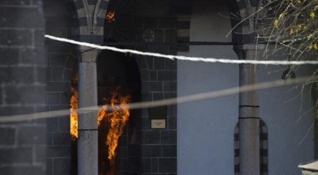 PKK 76 günde 180 evi ateşe verdi