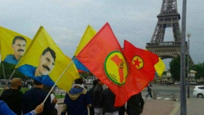 PKK yandaşları Paris&#039;te yürüyüş yaptı