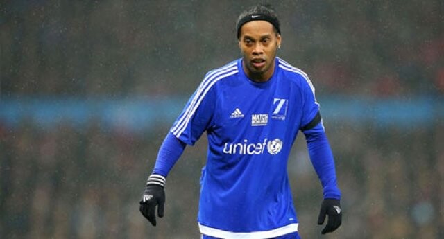 Ronaldinho&#039;da pürüz çıktı