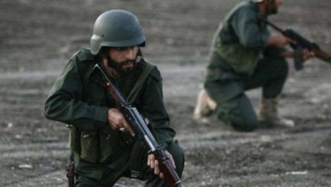 Sınır&#039;da tehlikeli gerginlik: 10 İran askeri öldü!